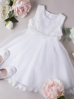 Biała Sukienka Udekorowana Koronkowymi Kwiatkami Ainhara