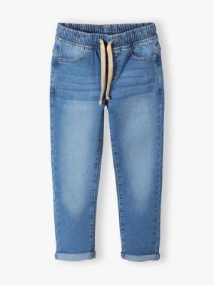 Jasnoniebieskie spodnie jeansowe chłopięce regular 5.10.15.