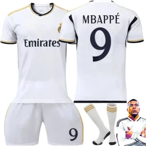 ﻿KOMPLET PIŁKARSKI MECZOWY KYLIAN MBAPPE REAL MADRYT ROZMIARY