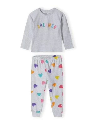 Piżama z długim rękawem oraz kolorowym napisem i spodniami w serca dla dziewczynki Minoti