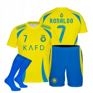 Ronaldo AN komplet koszulka spodenki getry rozmiar 116