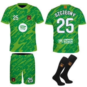 ﻿SZCZĘSNY BARCELONA ZIELONY strój komplet getry rozmiar 134
